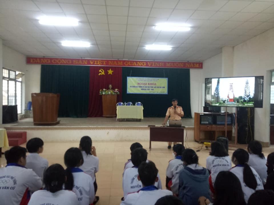 Đánh giá Trường THPT Nguyễn Văn Cừ - Kom Tum có tốt không