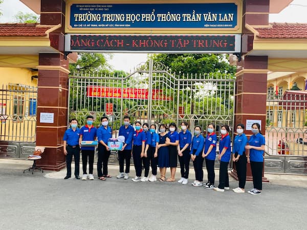 Đánh giá Trường THPT Trần Văn Lan tỉnh Nam Định có tốt không?
