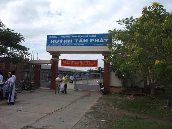 Đánh Giá Trường THPT Huỳnh Tấn Phát – Bến Tre Có Tốt Không