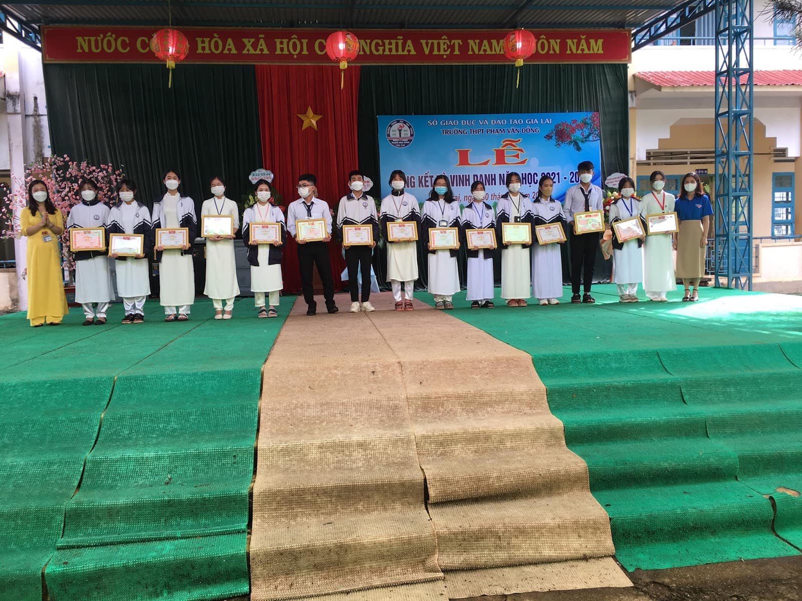Đánh Giá Trường THPT Phạm Văn Đồng- Gia Lai Có Tốt Không