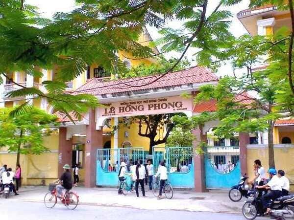 Đánh Giá Trường THPT Lê Hồng Phong Có Tốt Không