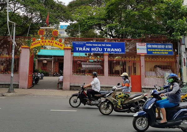 Đánh giá Trường THPT Trần Hữu Trang có tốt không