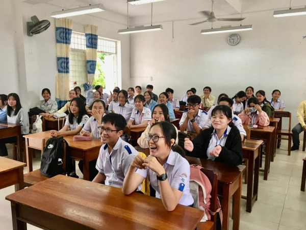 đánh giá Trường THPT Nguyễn Văn Linh có tốt không