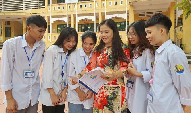 Đánh giá Trường THPT Phùng Hưng tỉnh Hưng Yên có tốt không?