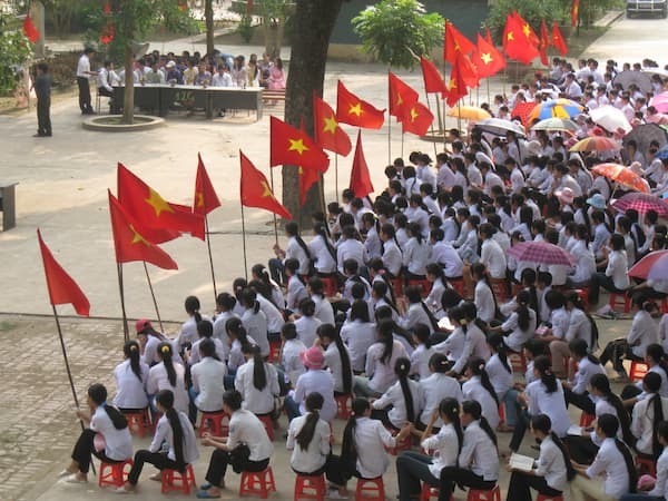 Đánh giá Trường THPT Nguyễn Trung Ngạn - Hưng Yên có tốt không