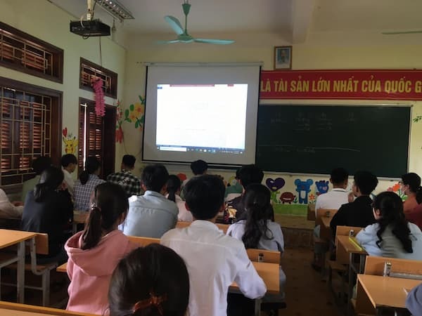 Đánh giá Trường THPT Phong Thổ - Lai Châu có tốt không?