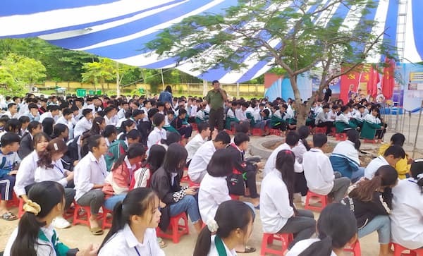 Đánh giá Trường THPT Trần Phú , Võ Nhai - Thái Nguyên có tốt không?