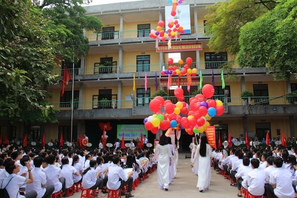 Đánh giá Trường THPT Nguyễn Huệ tỉnh Nam Định có tốt không?