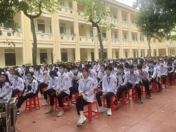 Đánh giá Trường THPT Đinh Tiên Hoàng - Ninh Bình có tốt không?