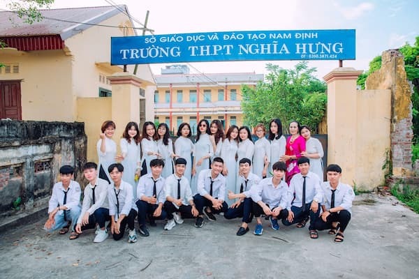 Đánh giá Trường THPT Nghĩa Hưng - Nam Định có tốt không?