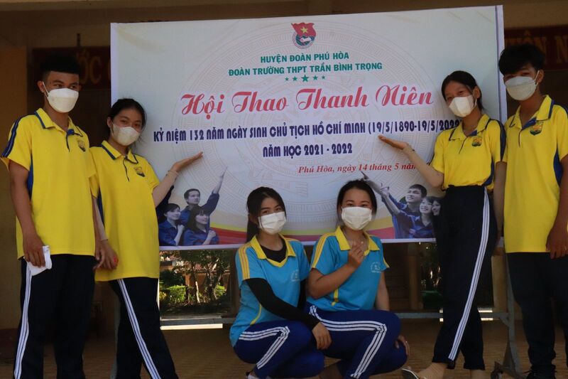 Một số hoạt động ngoại khoá tại trường THPT Trần Bình Trọng – Phú Yên 