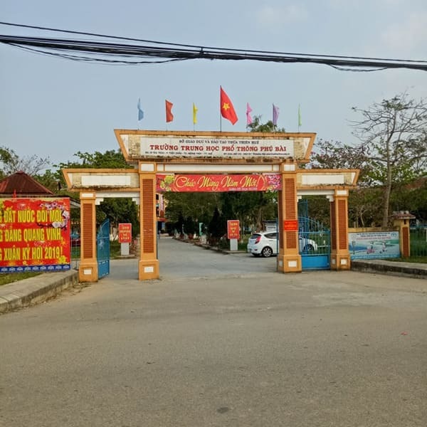 Đánh Giá Trường THPT Phú Bài – Huế Có Tốt Không