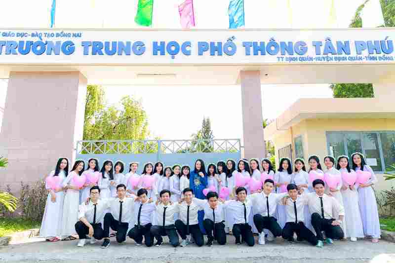​​​​​​​Đánh Giá Trường THPT Tân Phú – Đồng Nai Có Tốt Không?