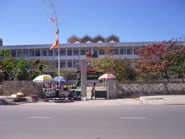 Trường THPT Chuyên Lương Văn Chánh tỉnh Phú Yên