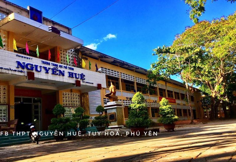 Đánh Giá Trường THPT Nguyễn Huệ – Phú Yên Có Tốt Không?