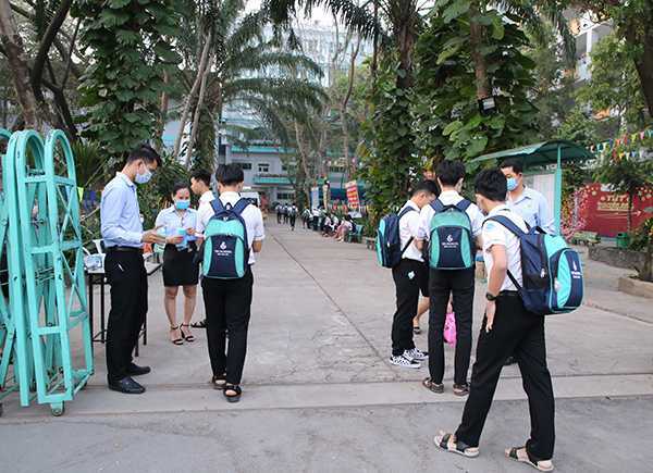 đánh giá Trường THPT Trịnh HoàI Đức có tốt không