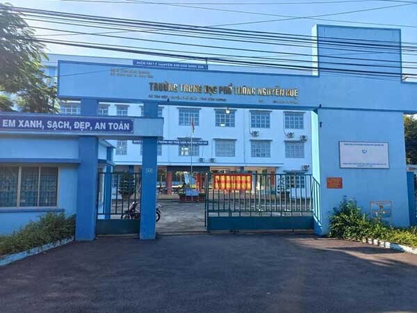 Đánh Giá Trường THPT Nguyễn Huệ – Bình Dương Có Tốt Không?