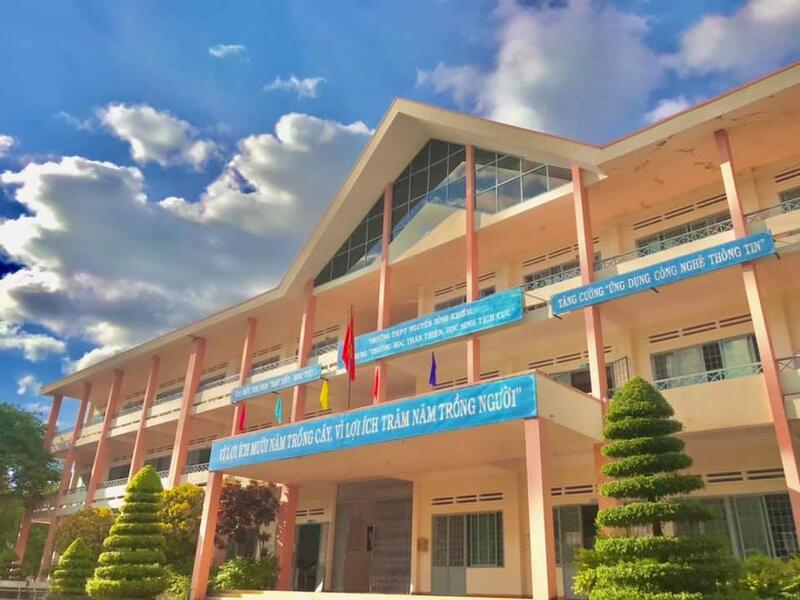 đánh giá Trường THPT Nguyễn Bỉnh Khiêm có tốt không