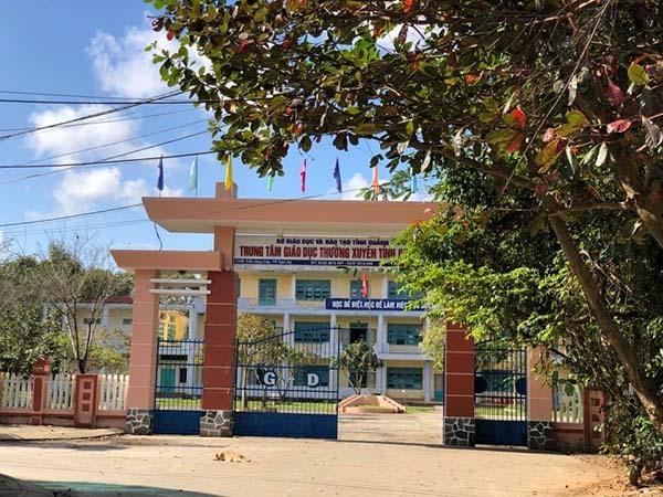 Đánh Giá Trường THPT Chuyên Nguyễn Bỉnh Khiêm - Quảng Nam Có Tốt Không