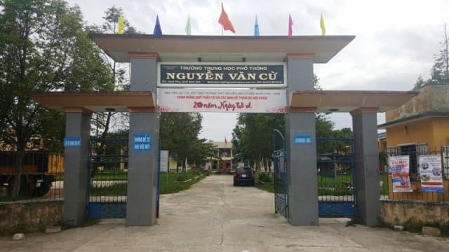 đánh giá Trường THPT Nguyễn Văn Cừ có tốt không