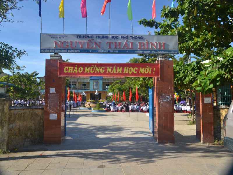 đánh giá Trường THPT Nguyễn Thái Bình có tốt không